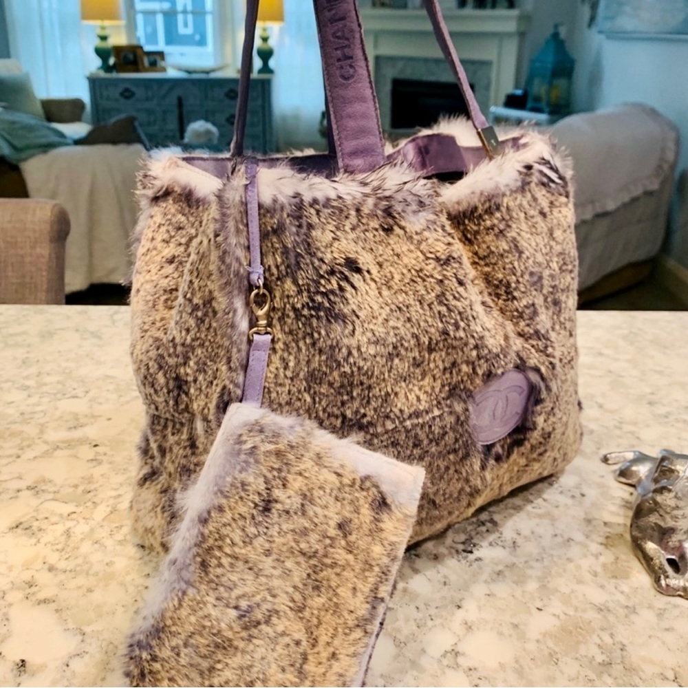CHANEL Fur Tote Bag Purse